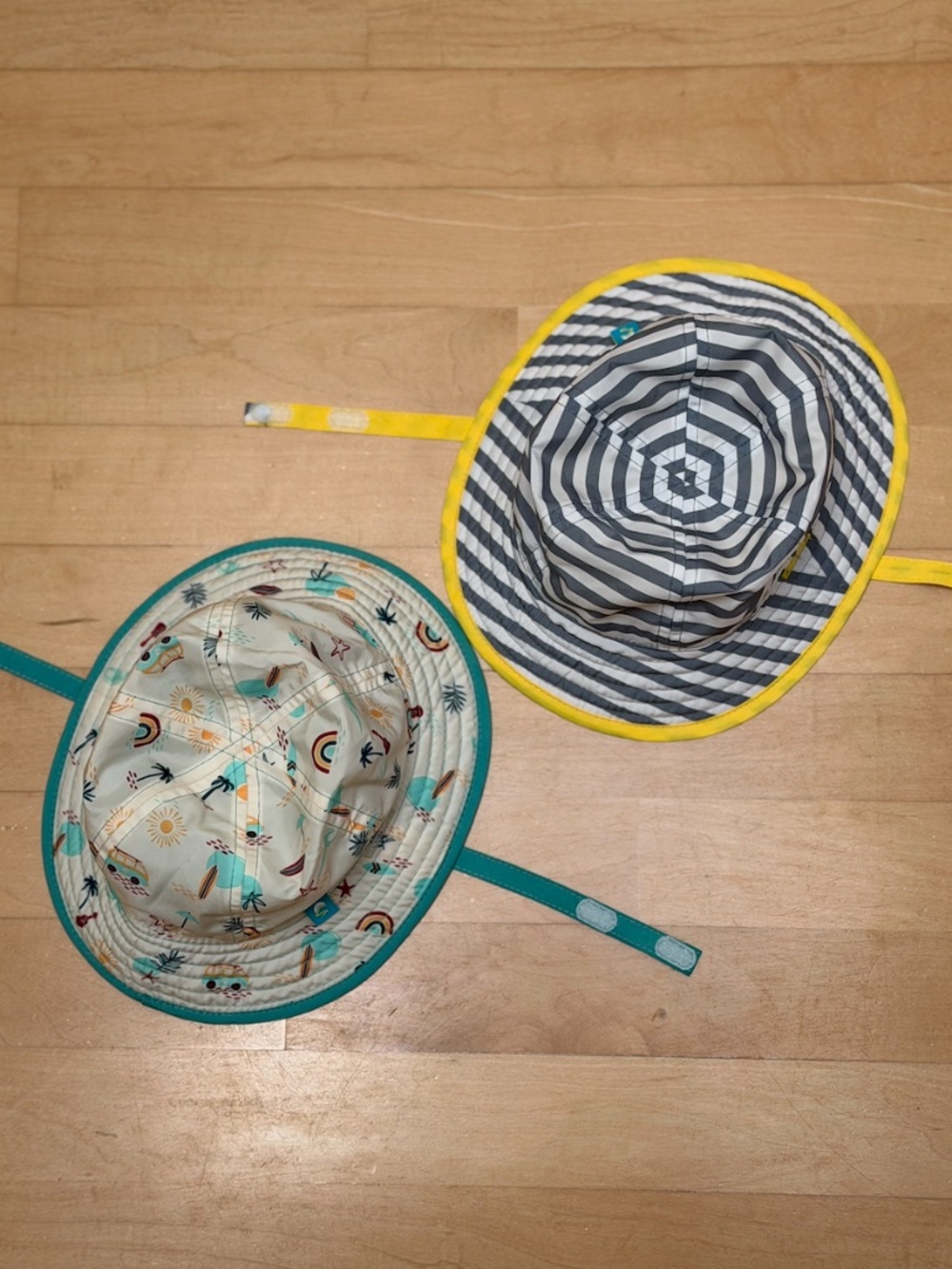 Sunday Afternoons Infant Sunskipper Bucket Hats (2)  Reversible 0-6m
